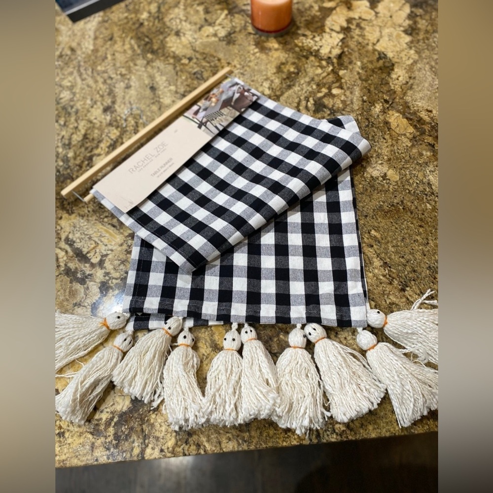 Rachel Zoe Black & White Checked Table Runner with GHOST end tassels - Brand new